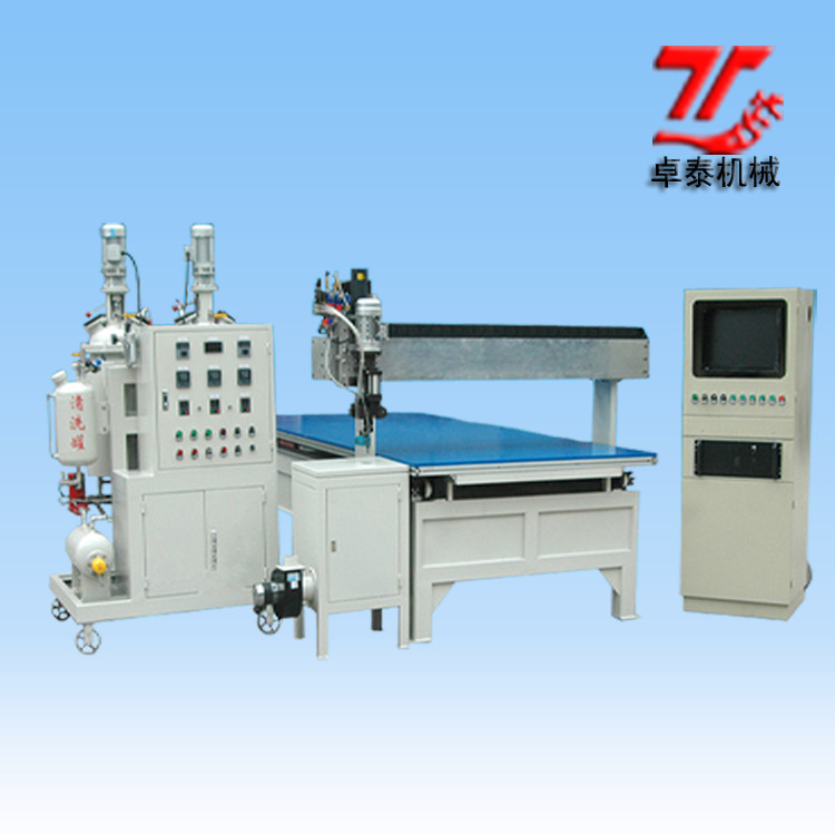 新款密封條澆注機