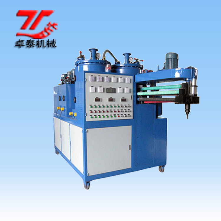 三組份彈性體澆注機(jī)