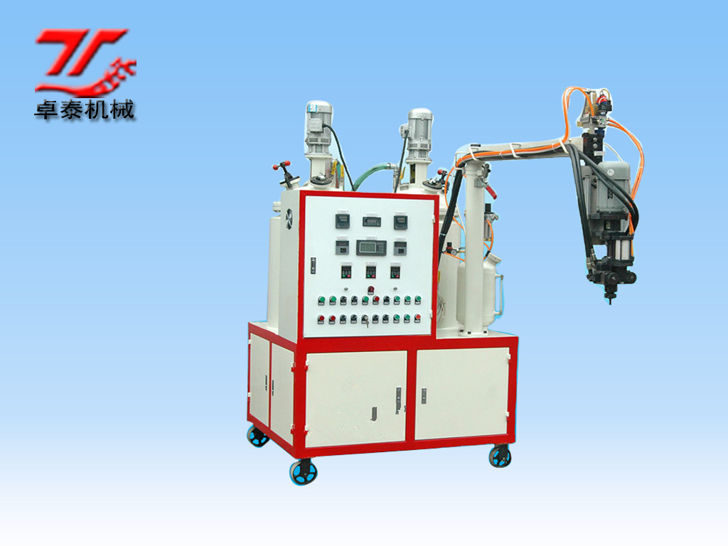 精密聚氨酯軟泡發泡機